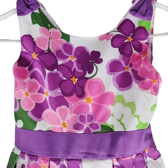 BEAUTIFUL Hartstrings Floral Pleated Dress - Picture 2 of 12